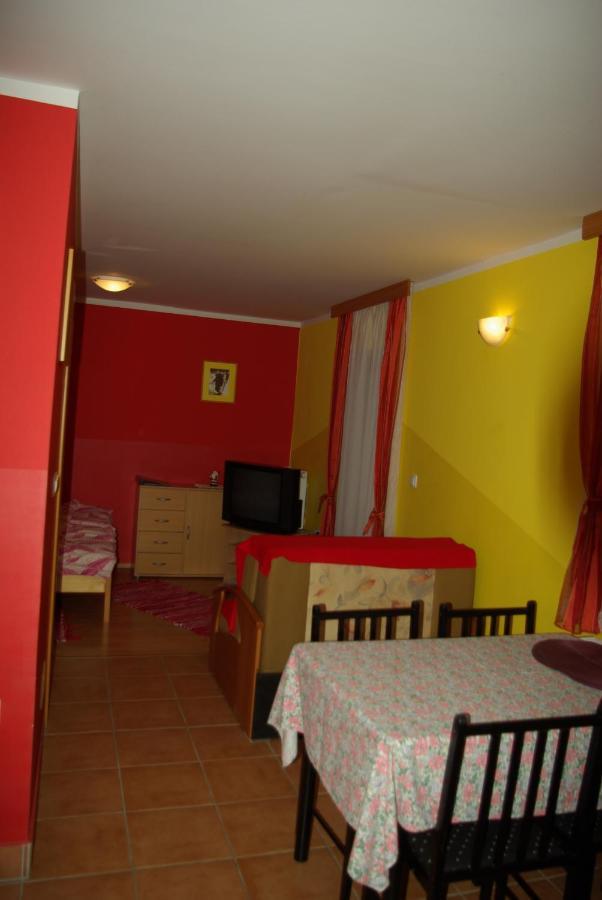 Apartment Beli Zajec Мозирье Экстерьер фото