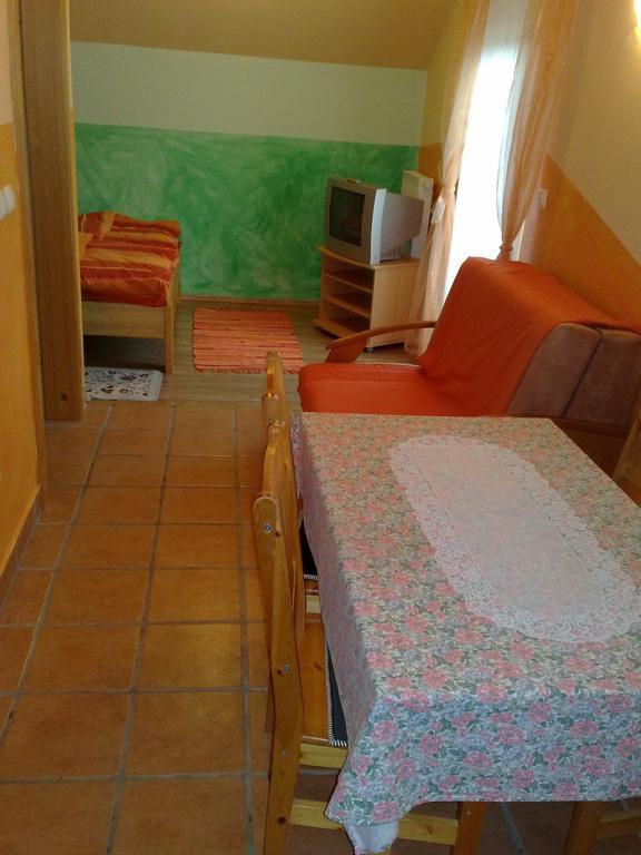 Apartment Beli Zajec Мозирье Экстерьер фото